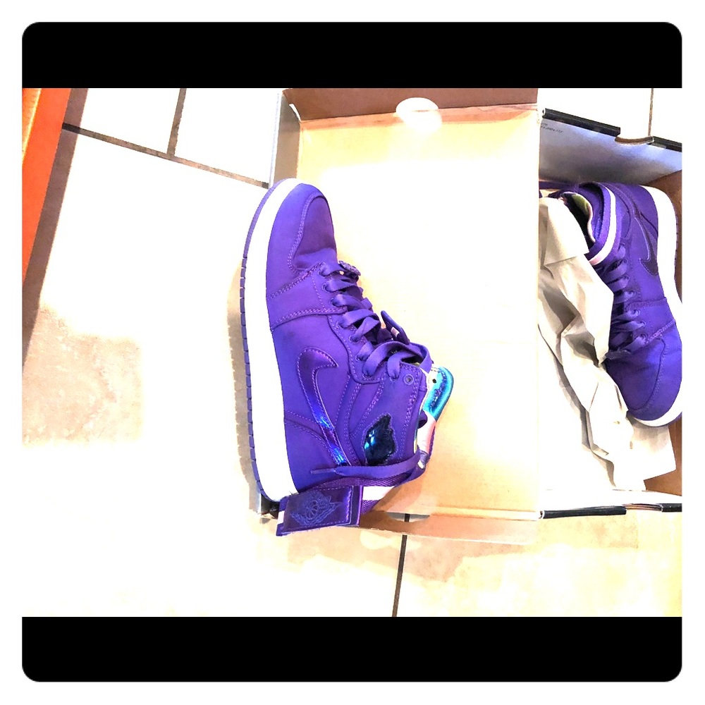 Air Jordan 1 Pure Purple